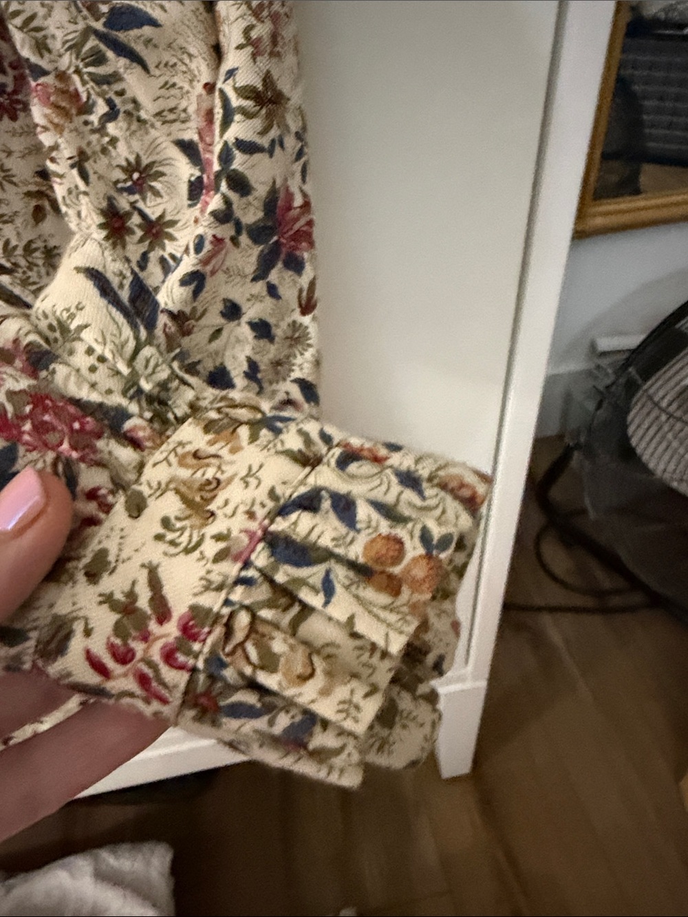 Alain Figaret Coquette Cream Floral Ruffle Collar Women's Blouse Made in France - Picture 5 of 6
